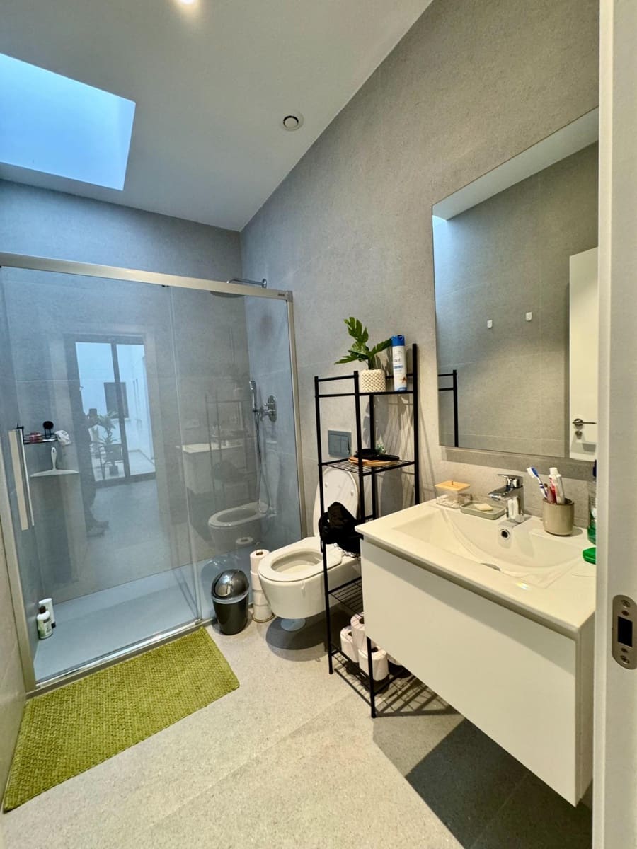 4 soveværelse Villa til salg i Guardamar del Segura med swimmingpool garage - € 569.900 (Ref: 9890326)