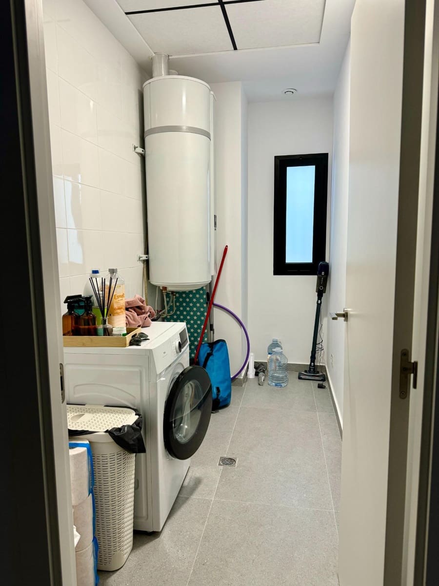 4 soveværelse Villa til salg i Guardamar del Segura med swimmingpool garage - € 569.900 (Ref: 9890326)