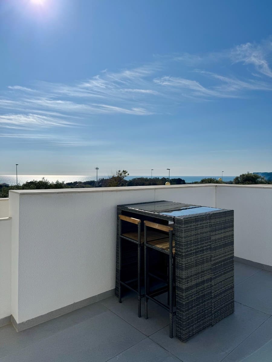 4 soveværelse Villa til salg i Guardamar del Segura med swimmingpool garage - € 569.900 (Ref: 9890326)