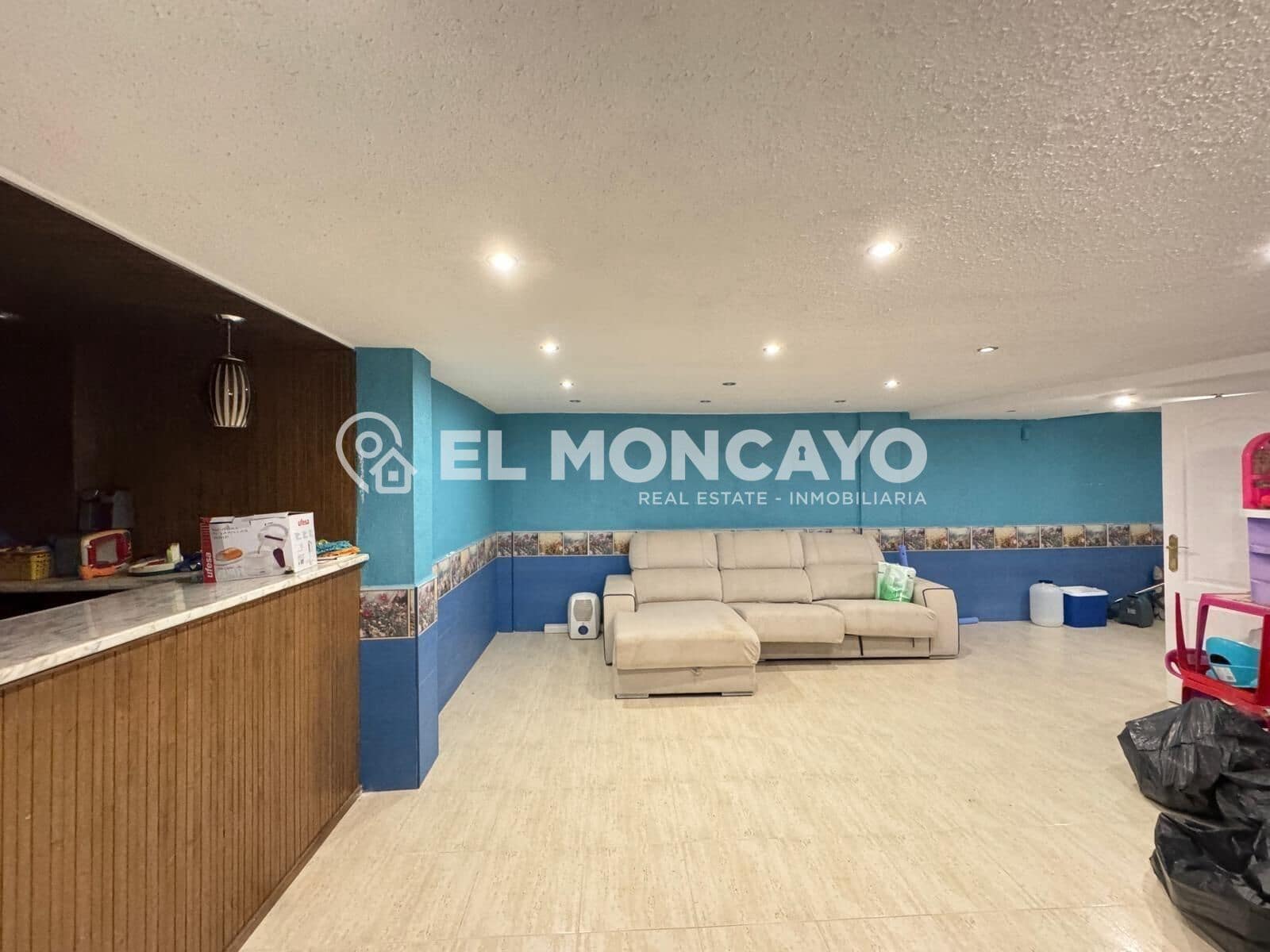 3 slaapkamer Rijtjeshuis te koop in Guardamar del Segura met zwembad garage - € 283.000 (Ref: 9892268)