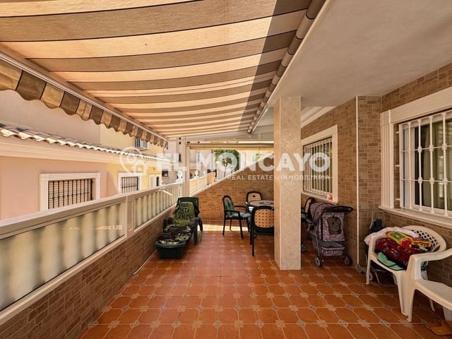 3 Zimmer Reihenhaus zu verkaufen in Guardamar del Segura mit Pool Garage - 283.000 € (Ref: 9892268)