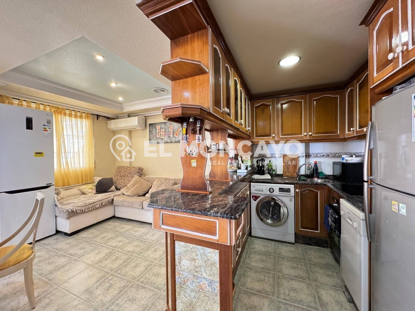 3 slaapkamer Rijtjeshuis te koop in Guardamar del Segura met zwembad garage - € 283.000 (Ref: 9892268)