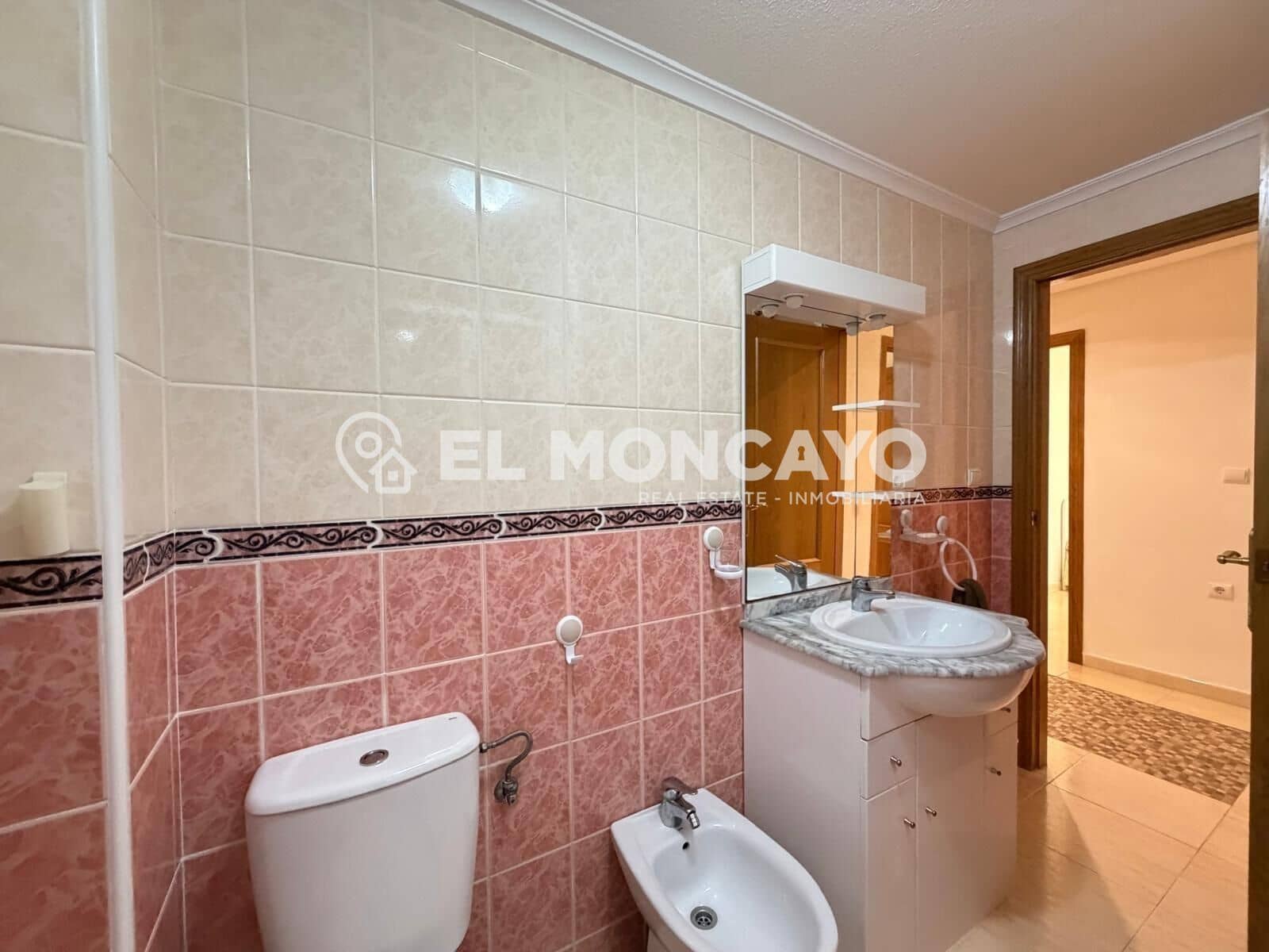 3 bedroom Apartment for sale in Guardamar del Segura - € 179,000 (Ref: 9892269)