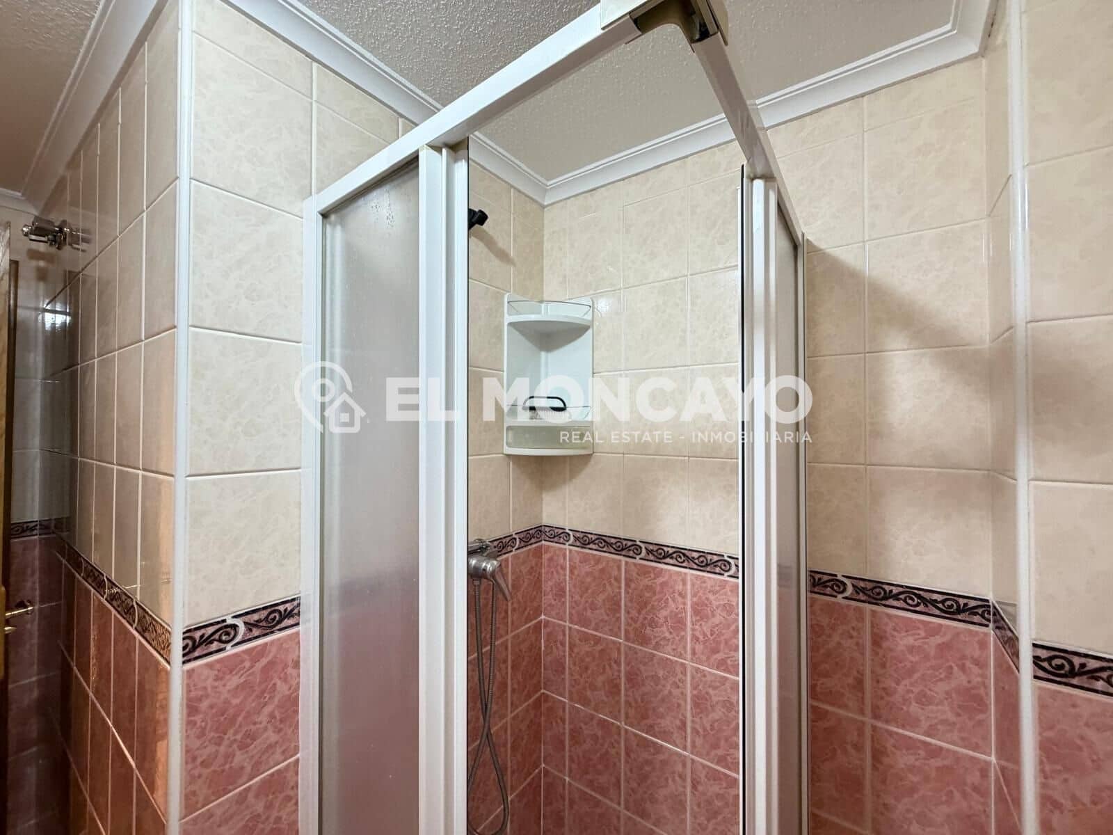 3 bedroom Apartment for sale in Guardamar del Segura - € 179,000 (Ref: 9892269)