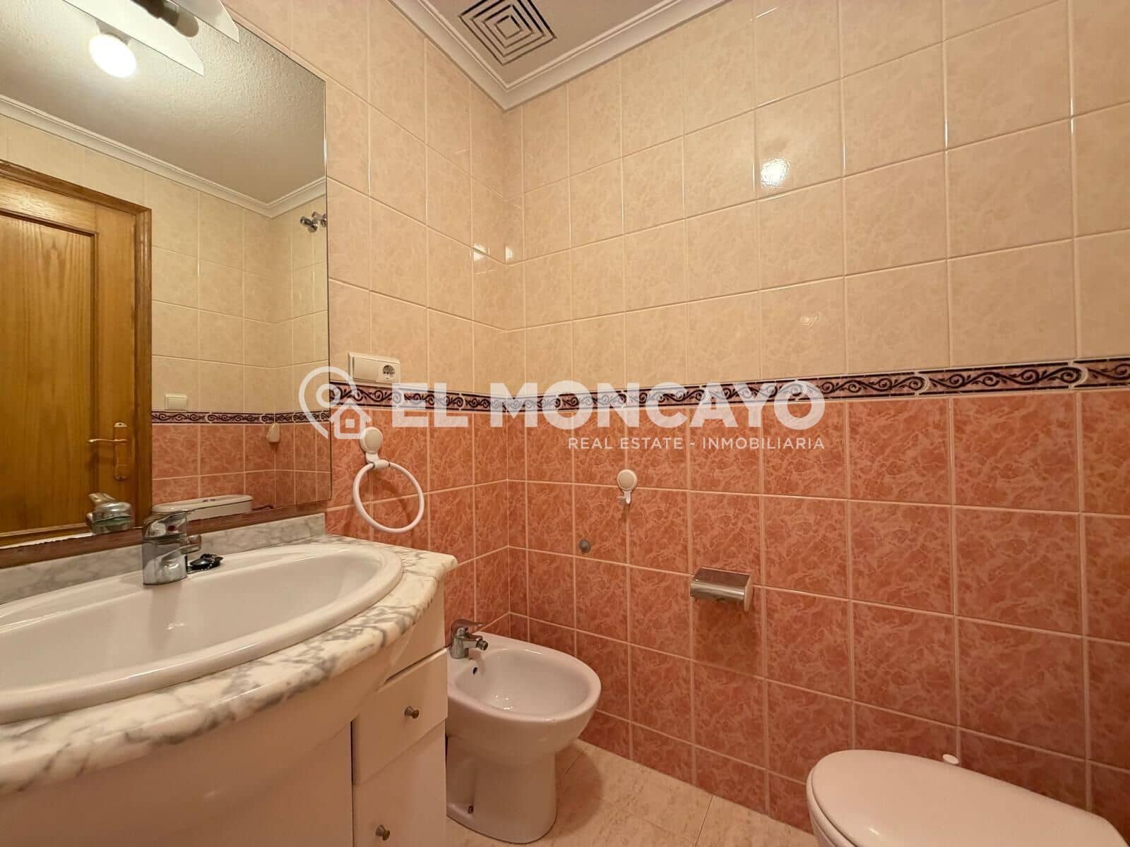 3 bedroom Apartment for sale in Guardamar del Segura - € 179,000 (Ref: 9892269)