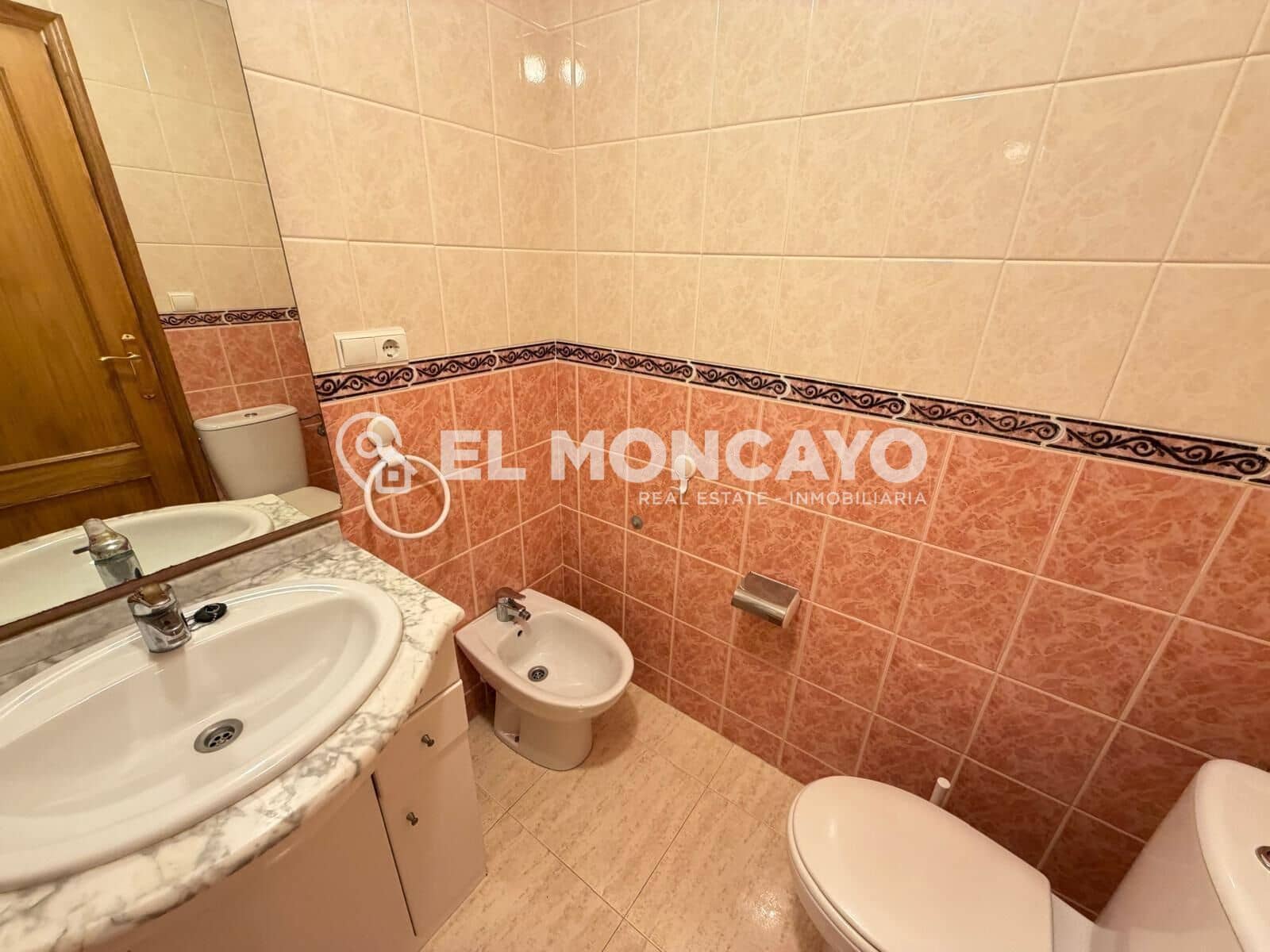 3 bedroom Apartment for sale in Guardamar del Segura - € 179,000 (Ref: 9892269)
