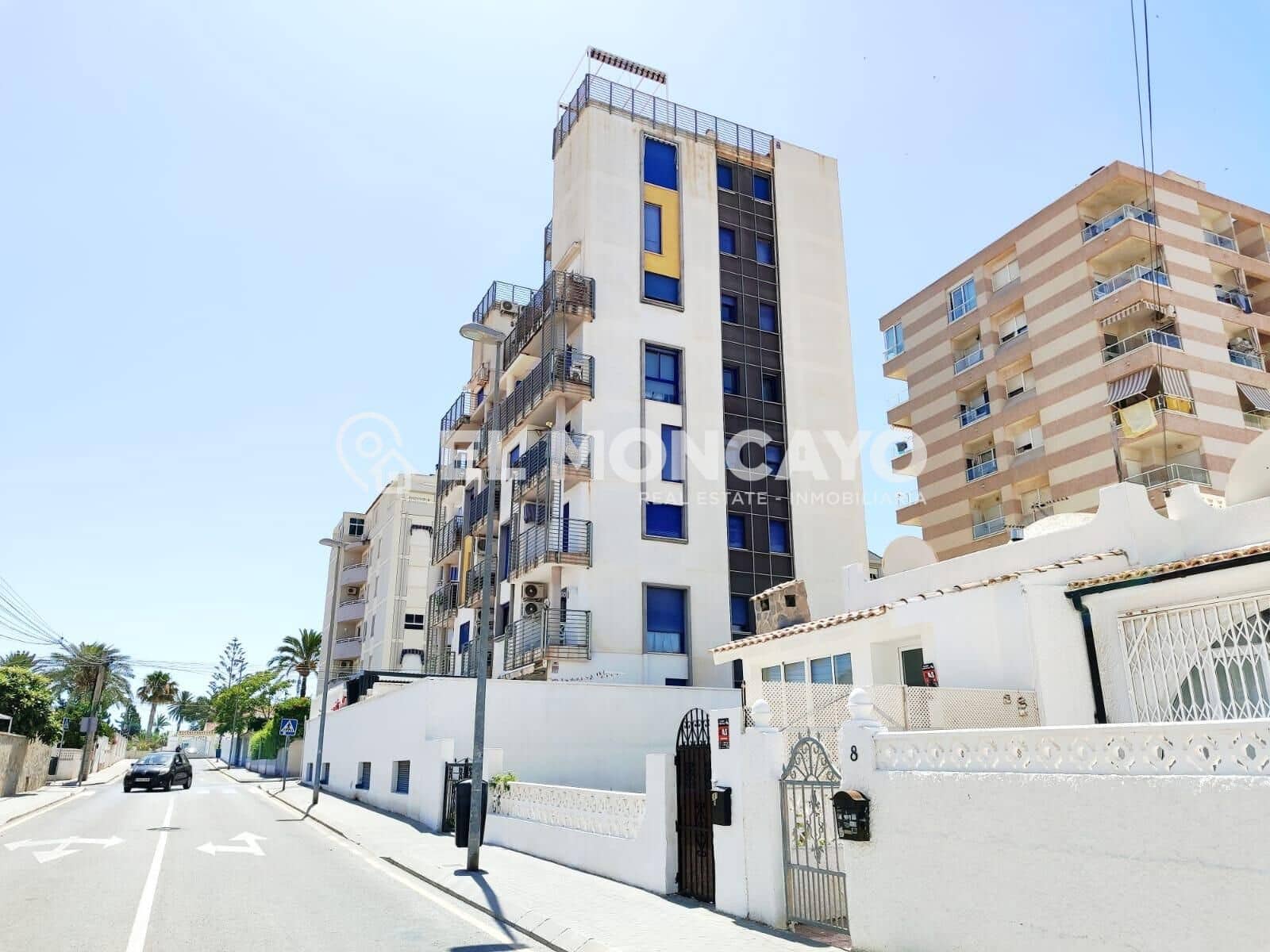 3 soveværelse Lejlighed til salg i Torrevieja med swimmingpool garage - € 259.900 (Ref: 9893794)