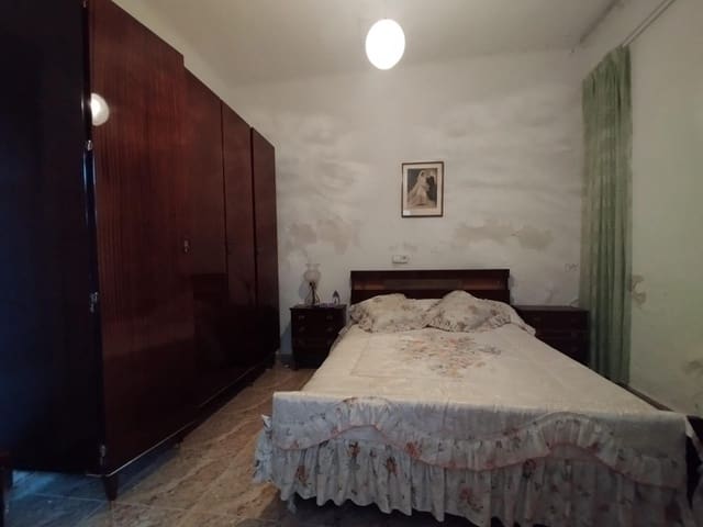 3 bedroom Townhouse for sale in Guardamar del Segura - € 249,999 (Ref: 9899122)