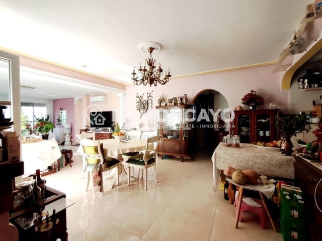 4 bedroom Villa for sale in Rojales with pool - € 550,000 (Ref: 9907497)