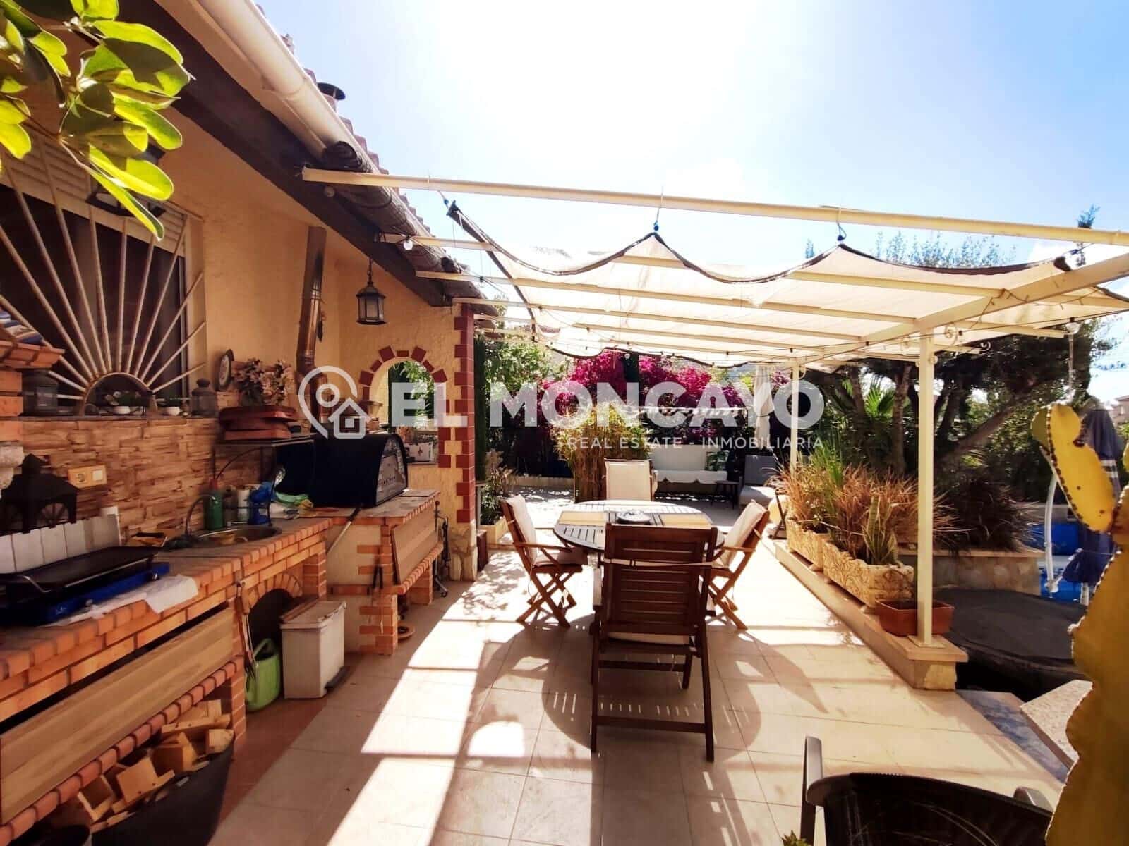 4 bedroom Villa for sale in Rojales with pool - € 550,000 (Ref: 9907497)