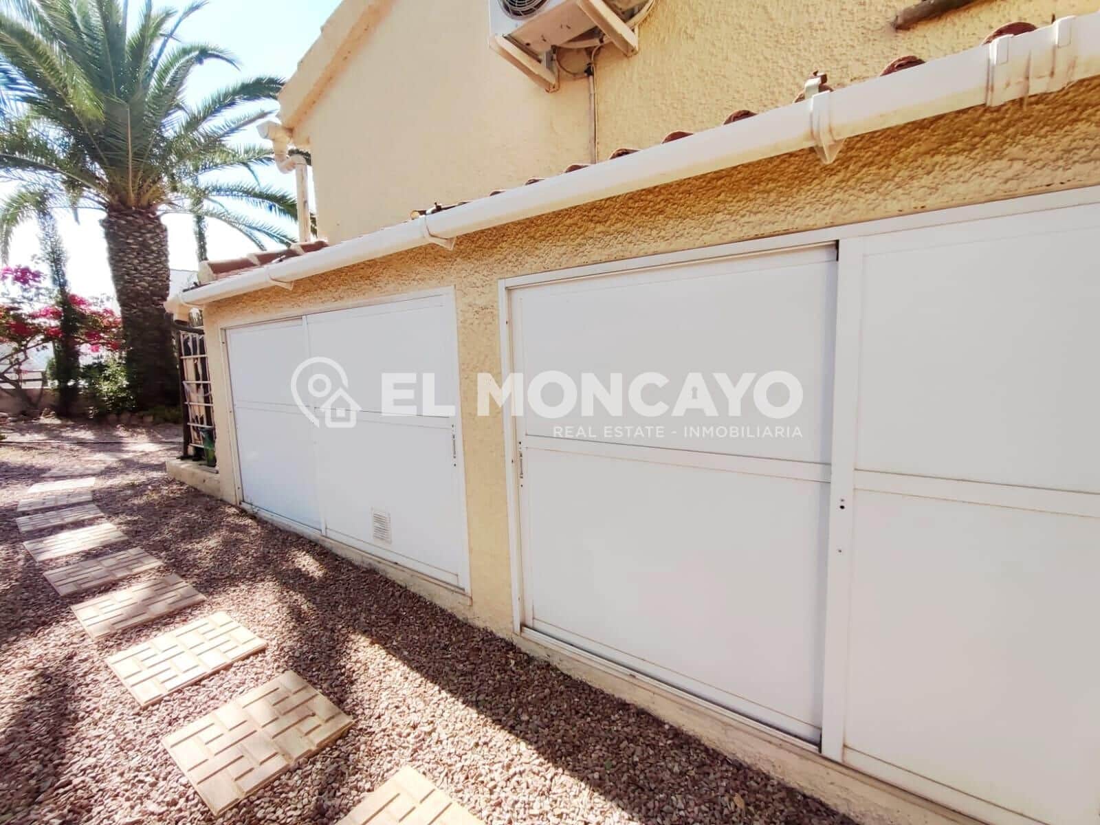 4 bedroom Villa for sale in Rojales with pool - € 550,000 (Ref: 9907497)