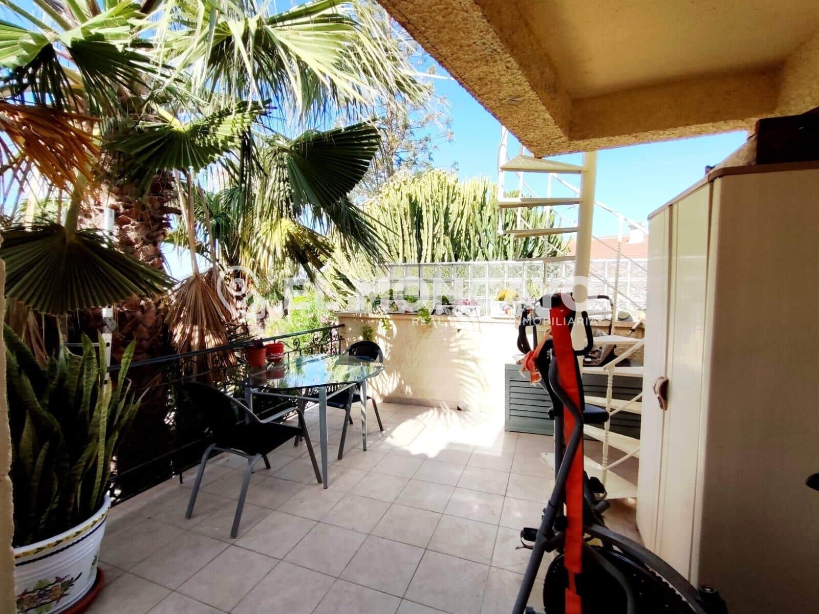 4 bedroom Villa for sale in Rojales with pool - € 550,000 (Ref: 9907497)