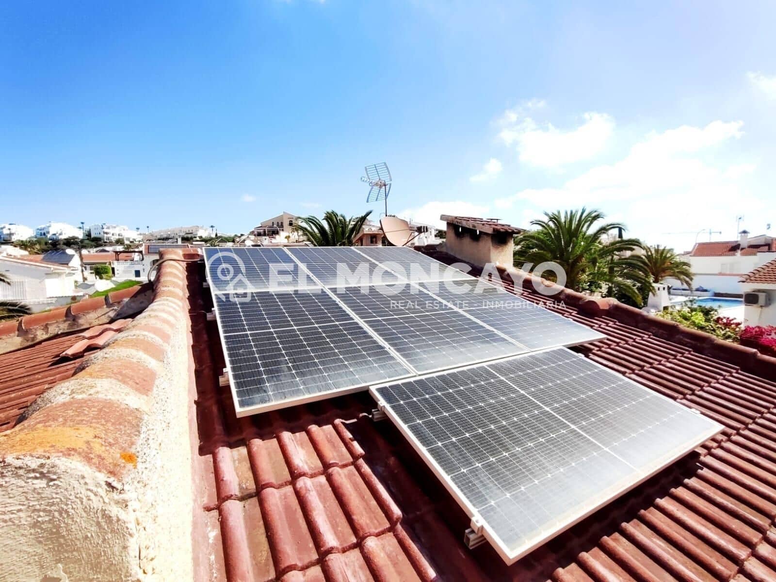 4 bedroom Villa for sale in Rojales with pool - € 550,000 (Ref: 9907497)