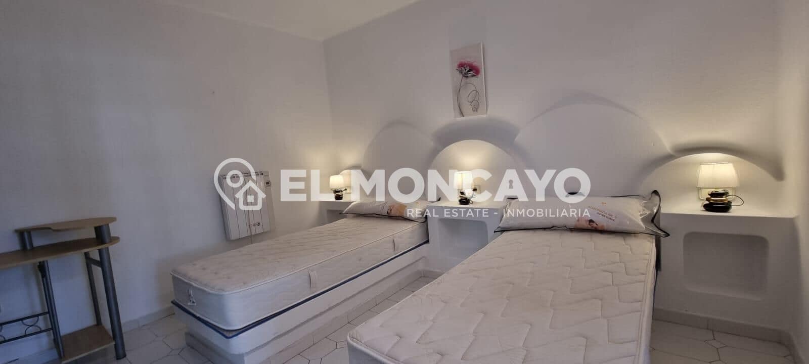 2 soveværelse Lejlighed til salg i Torrevieja med swimmingpool - € 258.000 (Ref: 9910982)