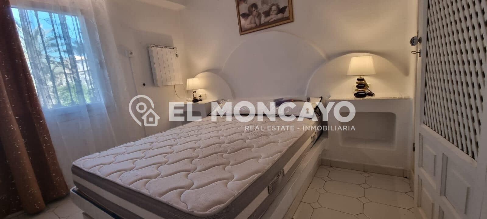 2 soveværelse Lejlighed til salg i Torrevieja med swimmingpool - € 258.000 (Ref: 9910982)