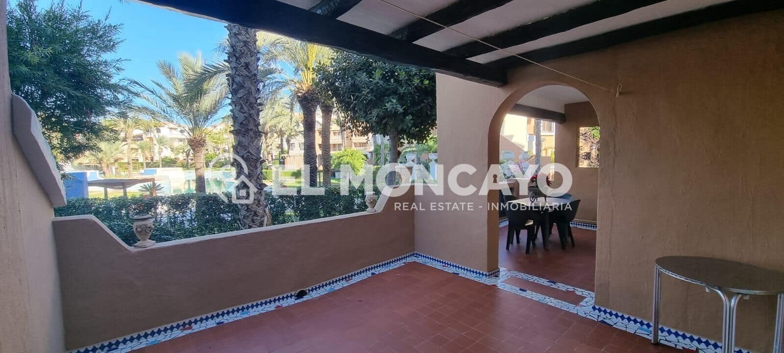 2 soveværelse Lejlighed til salg i Torrevieja med swimmingpool - € 258.000 (Ref: 9910982)