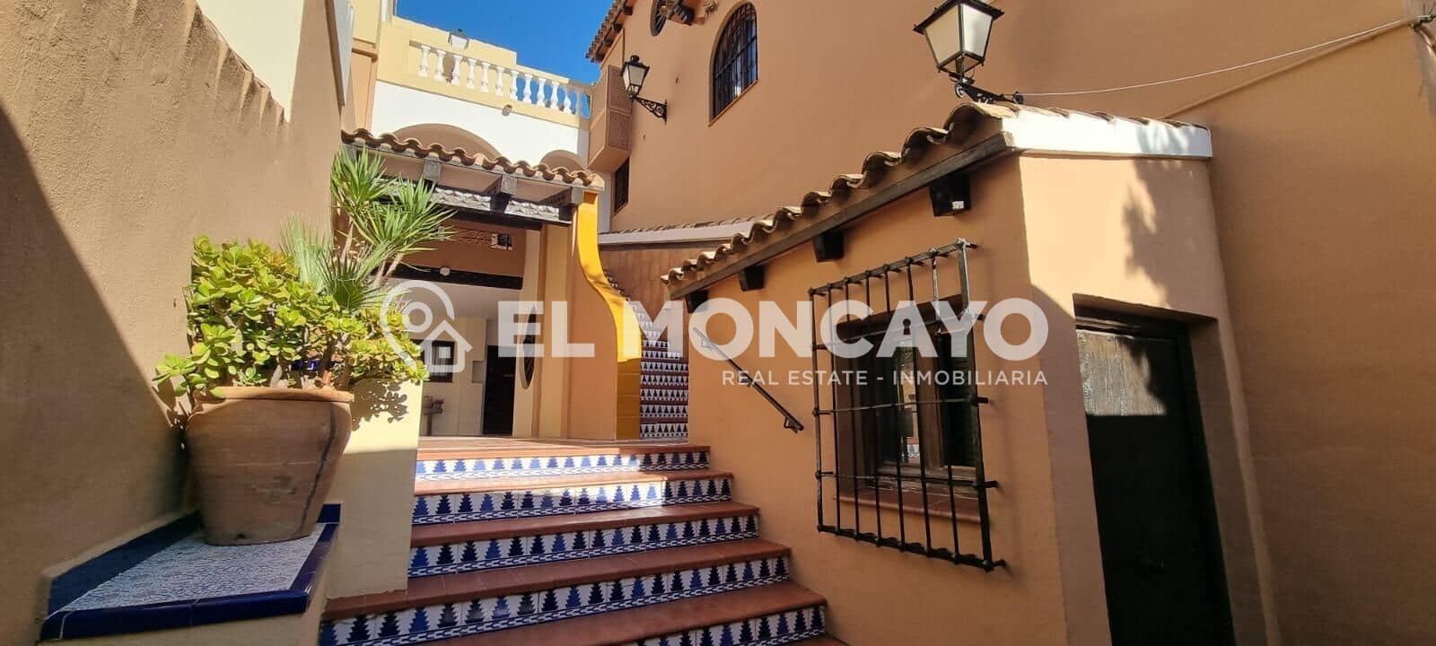 2 soveværelse Lejlighed til salg i Torrevieja med swimmingpool - € 258.000 (Ref: 9910982)