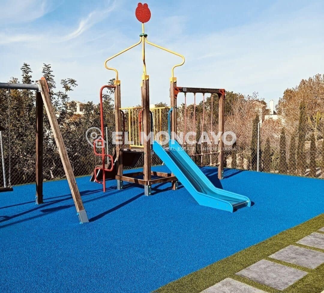 6 sovrum Radhus till salu i Los Altos med pool garage - 289 000 € (Ref: 9913111)