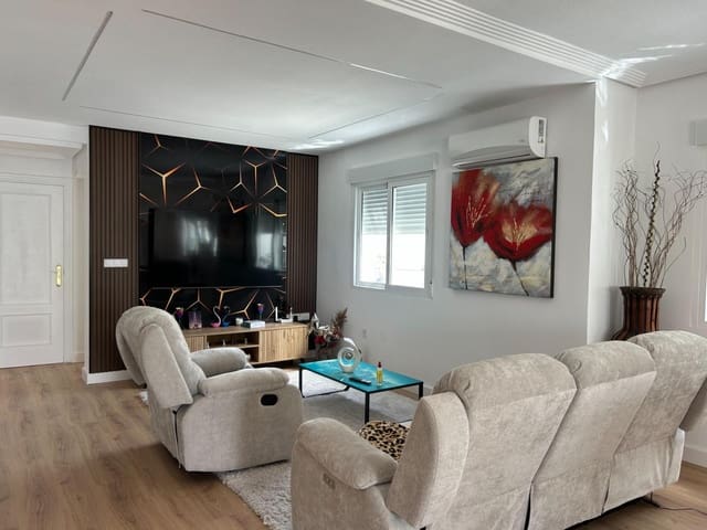 3 Zimmer Villa zu verkaufen in Los Balcones - Los Altos, Torrevieja mit Pool Garage - 780.000 € (Ref: 9915751)