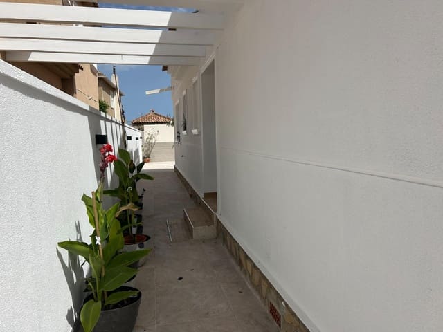 3 Zimmer Villa zu verkaufen in Los Balcones - Los Altos, Torrevieja mit Pool Garage - 780.000 € (Ref: 9915751)