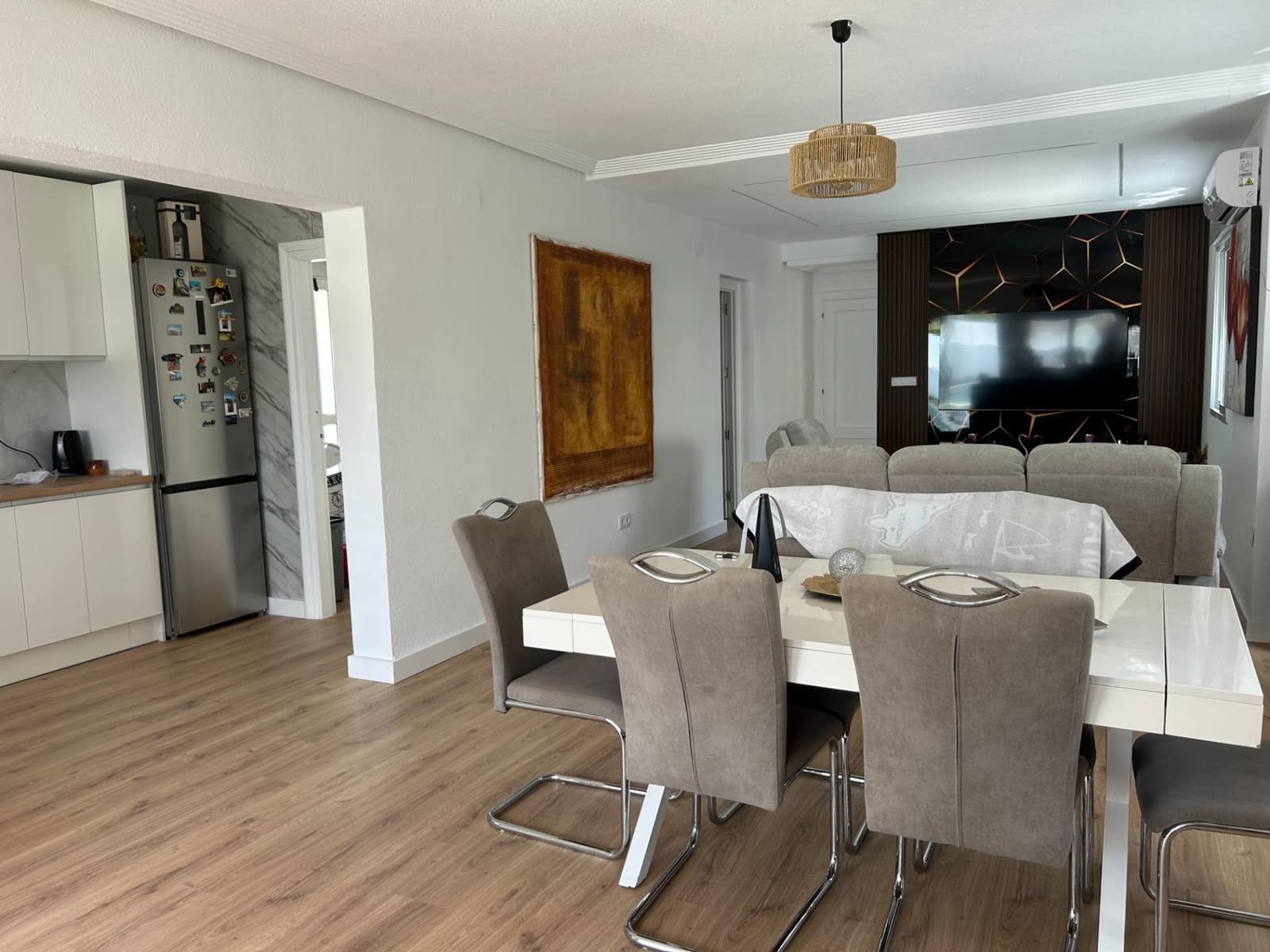 3 Zimmer Villa zu verkaufen in Torrevieja mit Pool Garage - 780.000 € (Ref: 9915751)