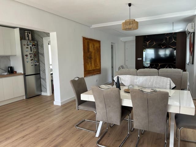 3 Zimmer Villa zu verkaufen in Los Balcones - Los Altos, Torrevieja mit Pool Garage - 780.000 € (Ref: 9915751)
