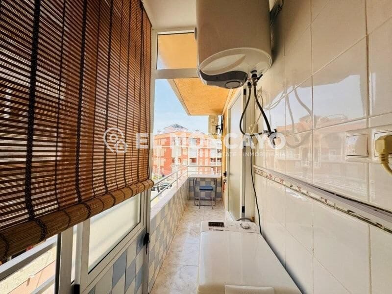 2 soveværelse Lejlighed til salg i Torrevieja - € 165.000 (Ref: 9915752)