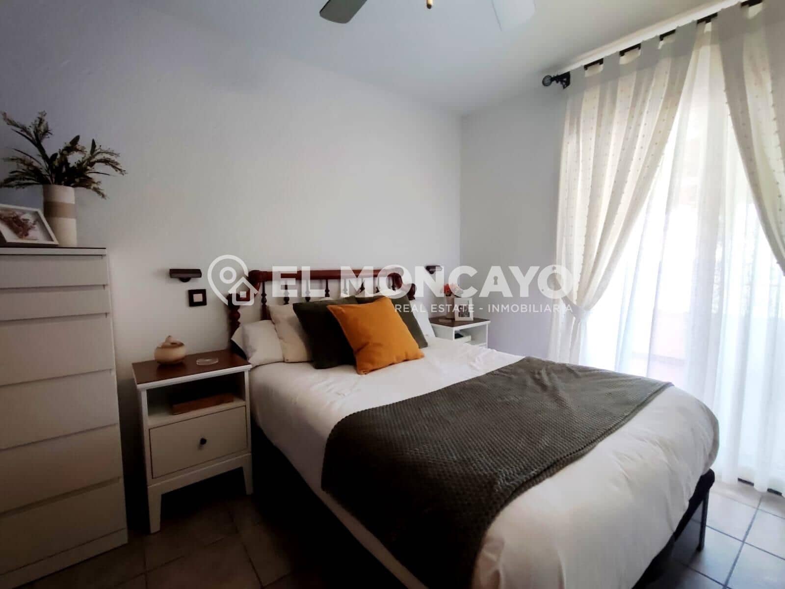 3 camera da letto Villetta a Schiera in vendita in Torrevieja - 320.000 € (Rif: 9920389)