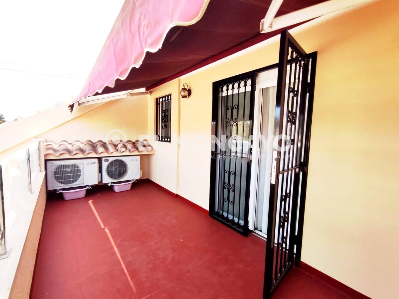 3 camera da letto Villetta a Schiera in vendita in Torrevieja - 320.000 € (Rif: 9920389)
