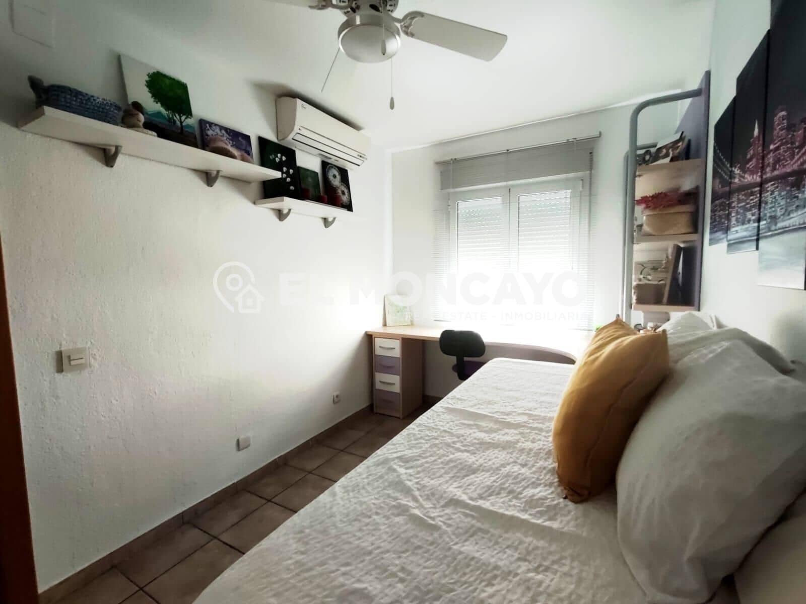 3 camera da letto Villetta a Schiera in vendita in Torrevieja - 320.000 € (Rif: 9920389)
