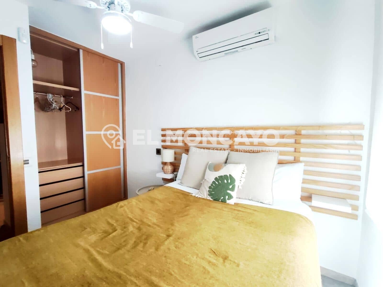 3 camera da letto Villetta a Schiera in vendita in Torrevieja - 320.000 € (Rif: 9920389)