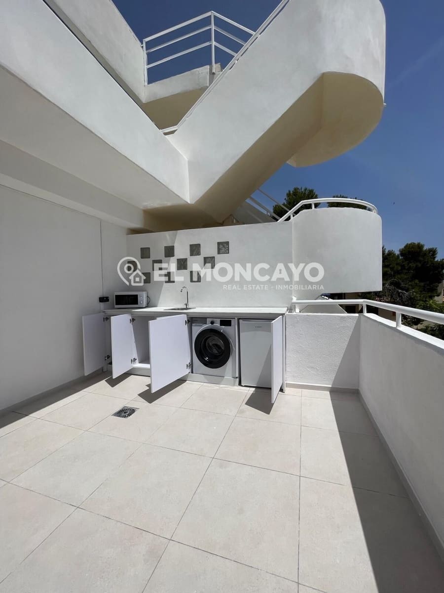 2 bedroom Apartment for sale in Torrevieja with pool - € 219,000 (Ref: 9922249)