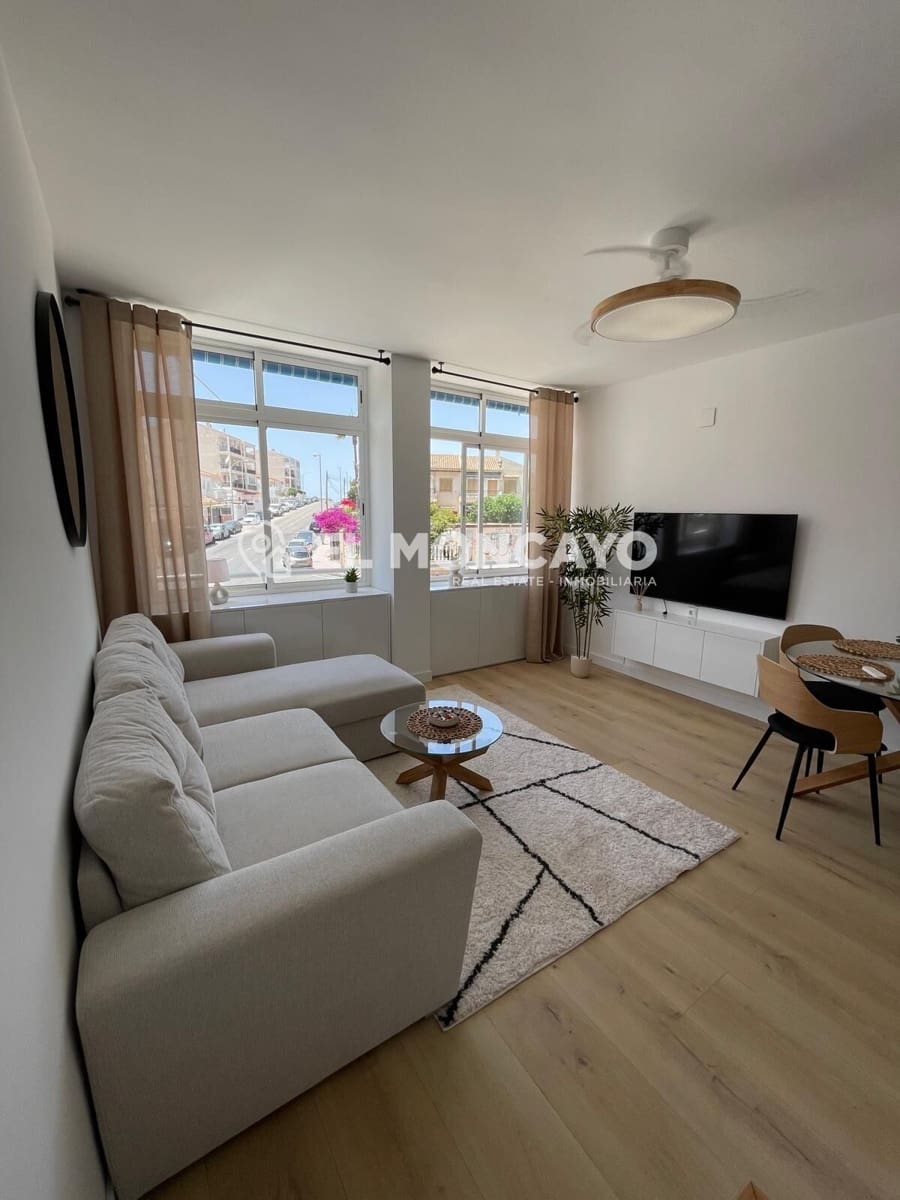 2 bedroom Apartment for sale in Torrevieja with pool - € 219,000 (Ref: 9922249)