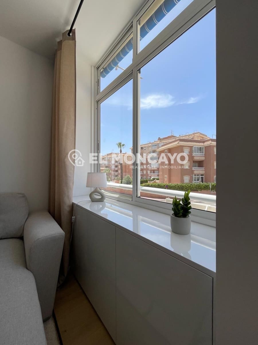 2 bedroom Apartment for sale in Torrevieja with pool - € 219,000 (Ref: 9922249)