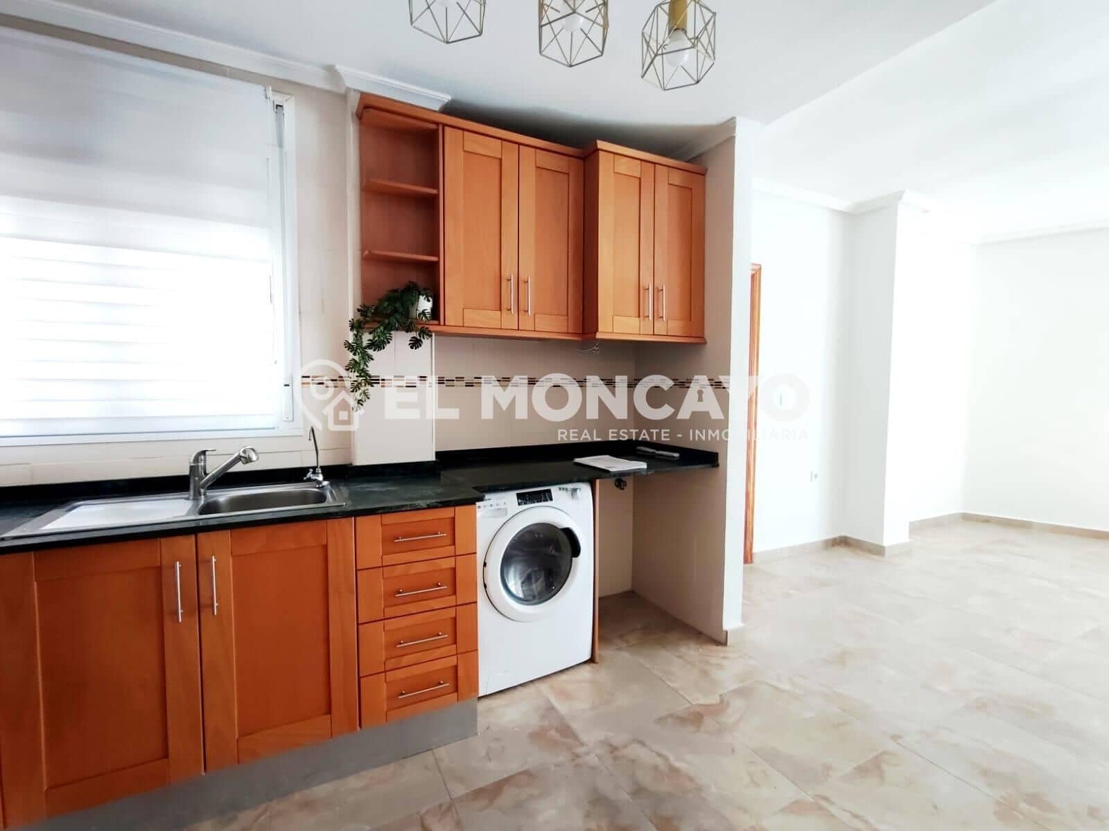2 bedroom Apartment for sale in Jacarilla - € 145,000 (Ref: 9922250)