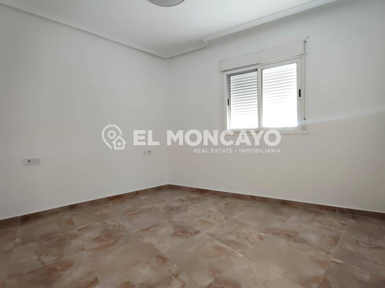2 bedroom Apartment for sale in Jacarilla - € 145,000 (Ref: 9922250)