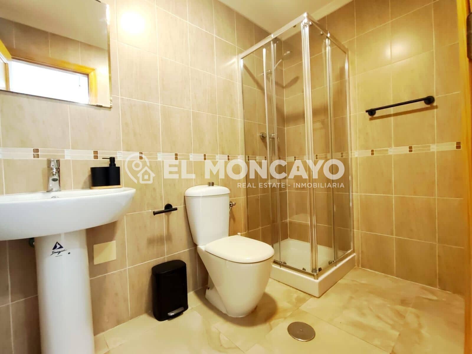 2 bedroom Apartment for sale in Jacarilla - € 145,000 (Ref: 9922250)