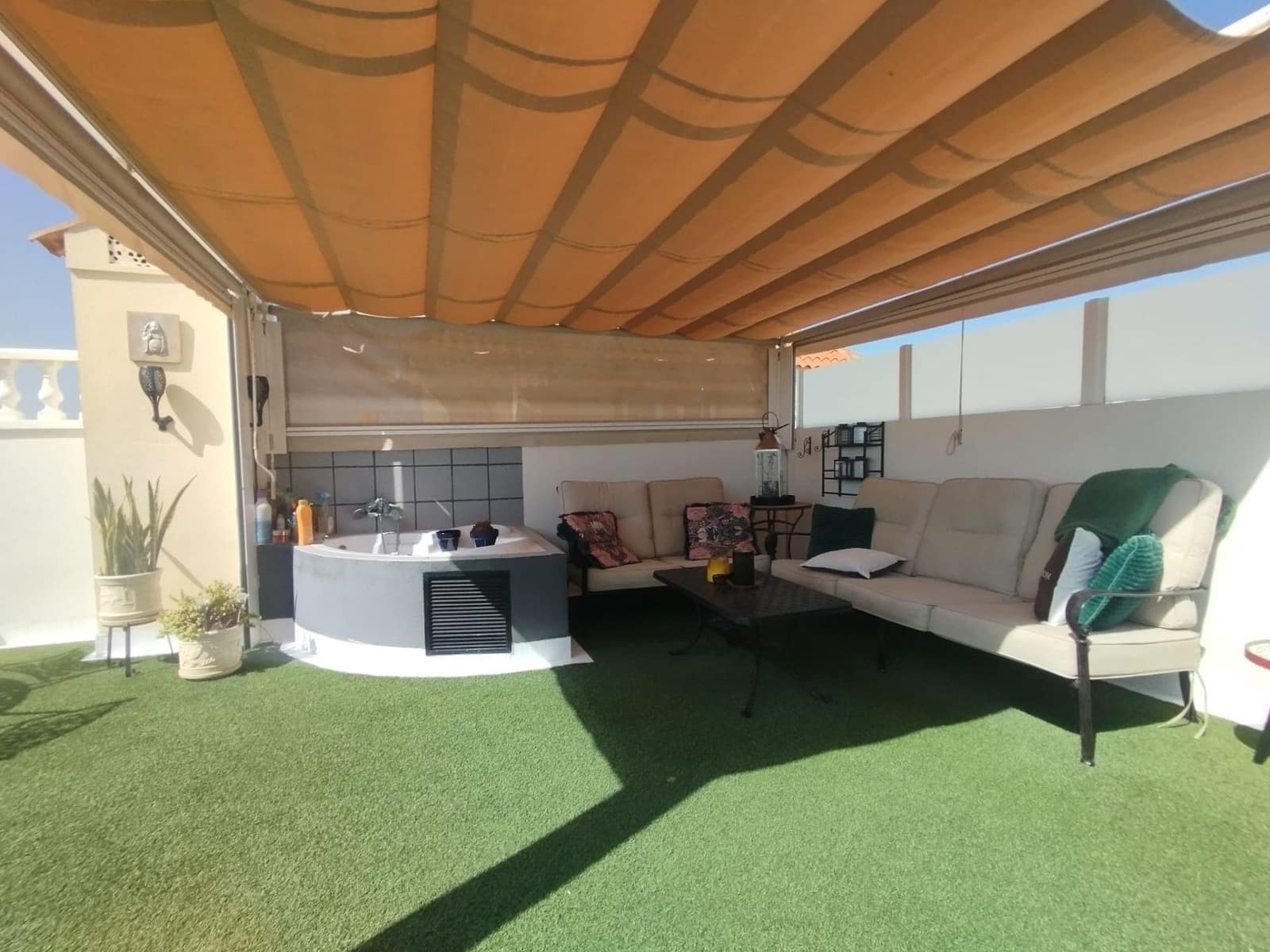2 soverom Penthouse til salgs i La Zenia med svømmebasseng - € 199 000 (Ref: 9938133)