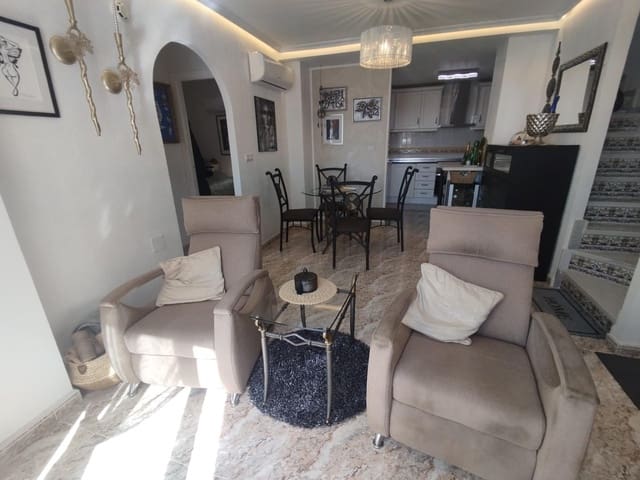 2 soveværelse Penthouse til salg i La Zenia, Orihuela med swimmingpool - € 199.000 (Ref: 9938133)