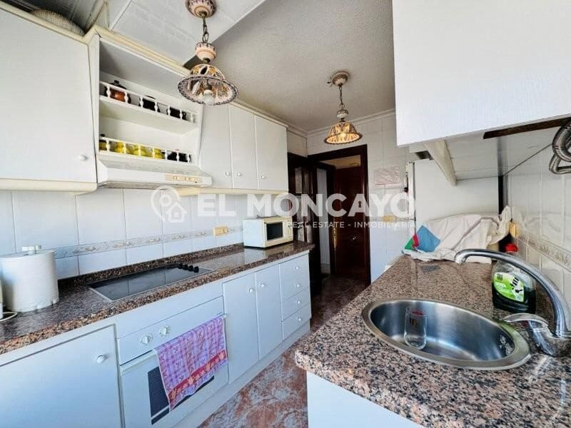2 quarto Apartamento para venda em Torrevieja - 139 000 € (Ref: 9939909)