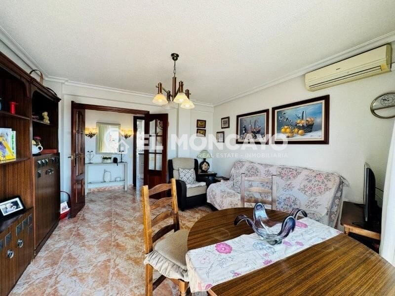 2 quarto Apartamento para venda em Torrevieja - 139 000 € (Ref: 9939909)