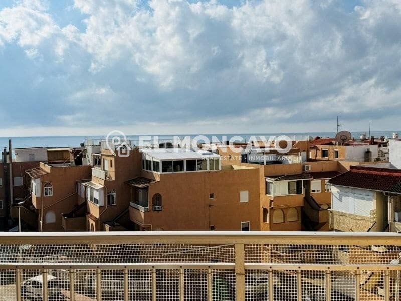 2 quarto Apartamento para venda em Torrevieja - 139 000 € (Ref: 9939909)