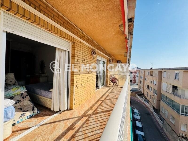 2 quarto Apartamento para venda em Torrevieja - 139 000 € (Ref: 9939909)