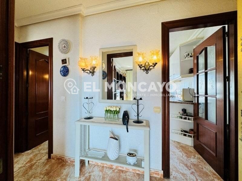 2 quarto Apartamento para venda em Torrevieja - 139 000 € (Ref: 9939909)