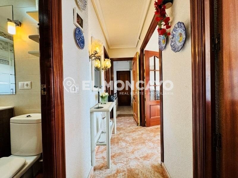 2 quarto Apartamento para venda em Torrevieja - 139 000 € (Ref: 9939909)