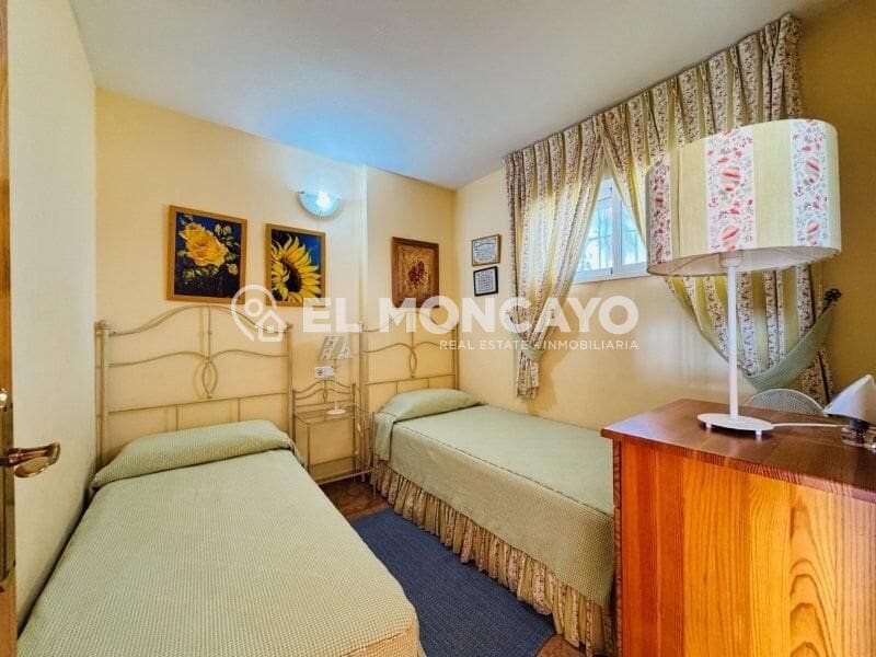 2 soveværelse Lejlighed til salg i Torrevieja med swimmingpool garage - € 175.000 (Ref: 9939910)