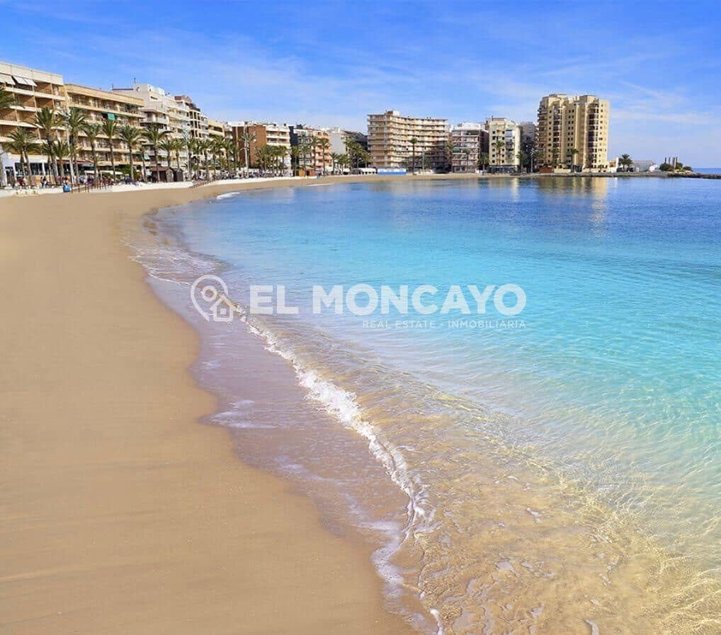 2 sovrum Lägenhet till salu i Torrevieja - 155 000 € (Ref: 9943635)