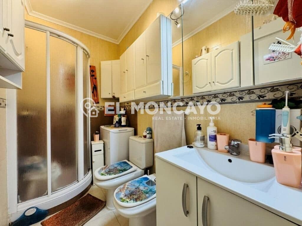 2 sovrum Lägenhet till salu i Torrevieja - 155 000 € (Ref: 9943635)