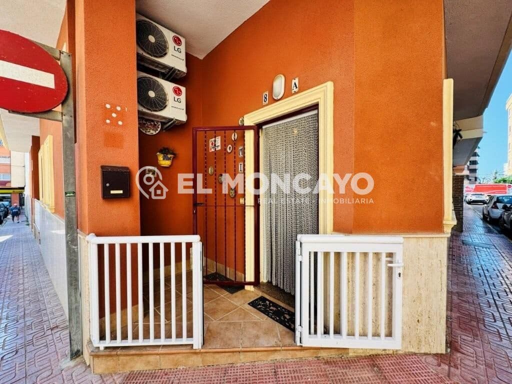 2 sovrum Lägenhet till salu i Torrevieja - 155 000 € (Ref: 9943635)
