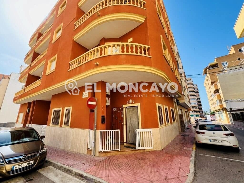 2 sovrum Lägenhet till salu i Torrevieja - 155 000 € (Ref: 9943635)